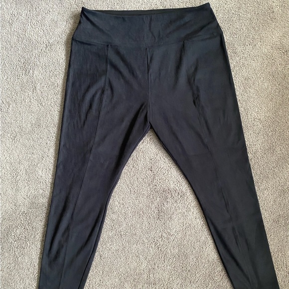 Kohl’s Simply Vera Faux Suede Leggings - Picture 1 of 3